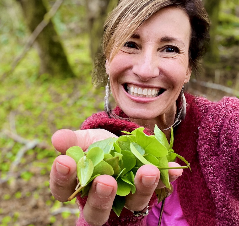 Nicole Apelian foraging sorrel wild food
