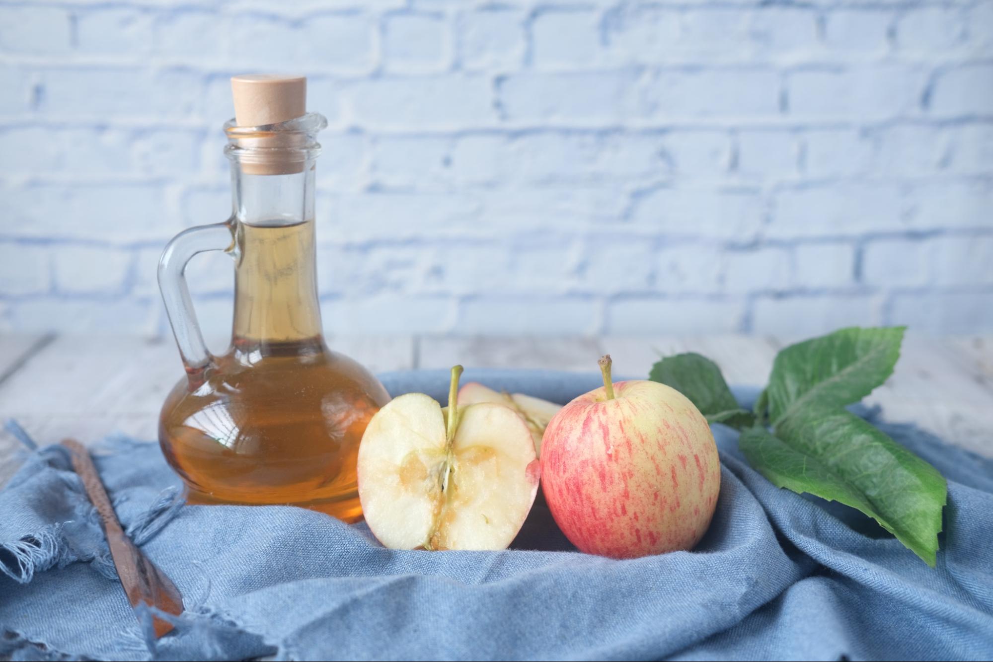 Raw Apple Cider Vinegar: The Secret to Better Digestion, Fat Loss, and Blood Sugar Balance?