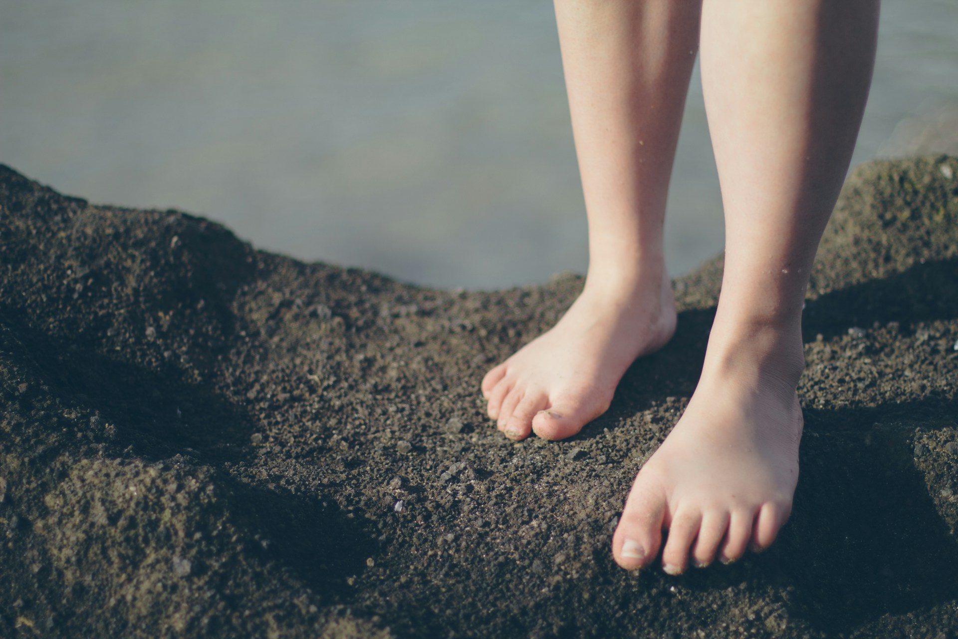 walking barefoot on earth