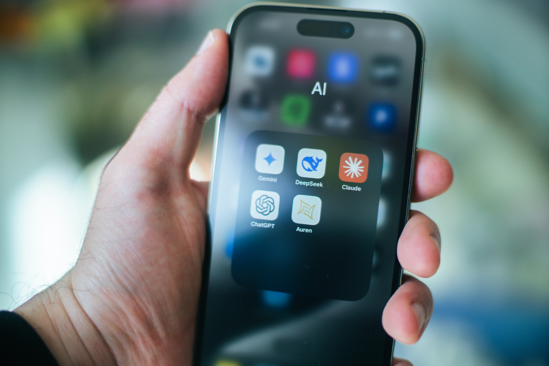 hand holding cell phone