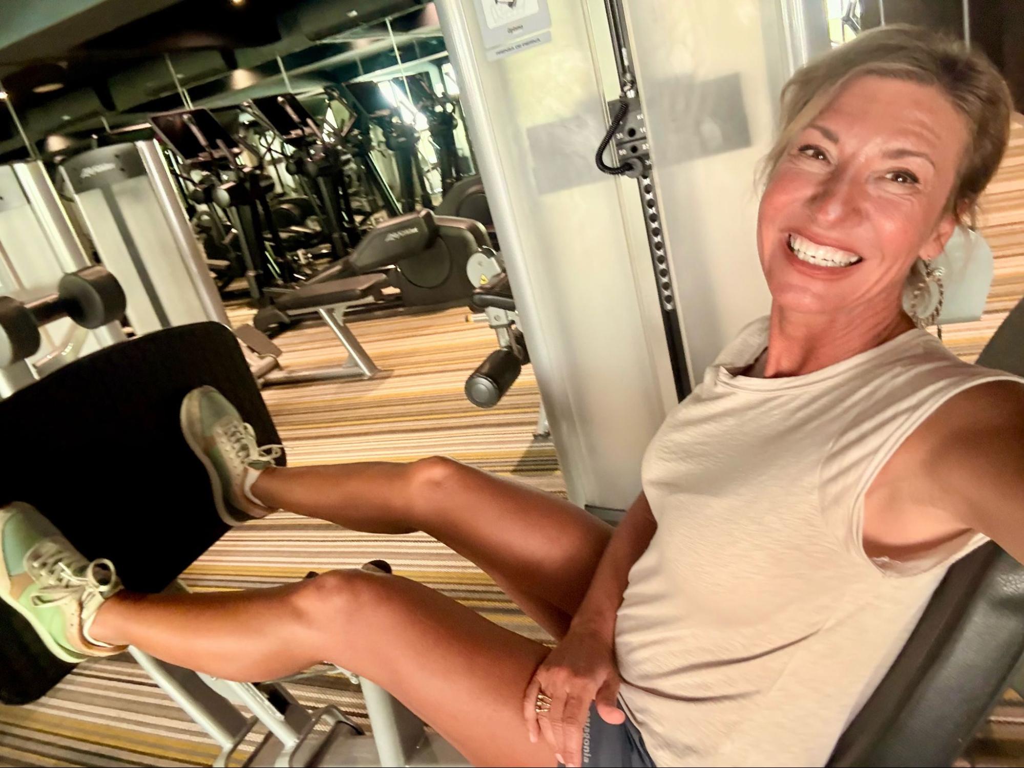 Nicole Apelian leg day